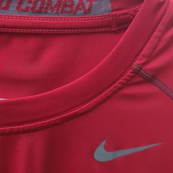 Nike Pro Combat Stretchy Top - Picture 5 of 5